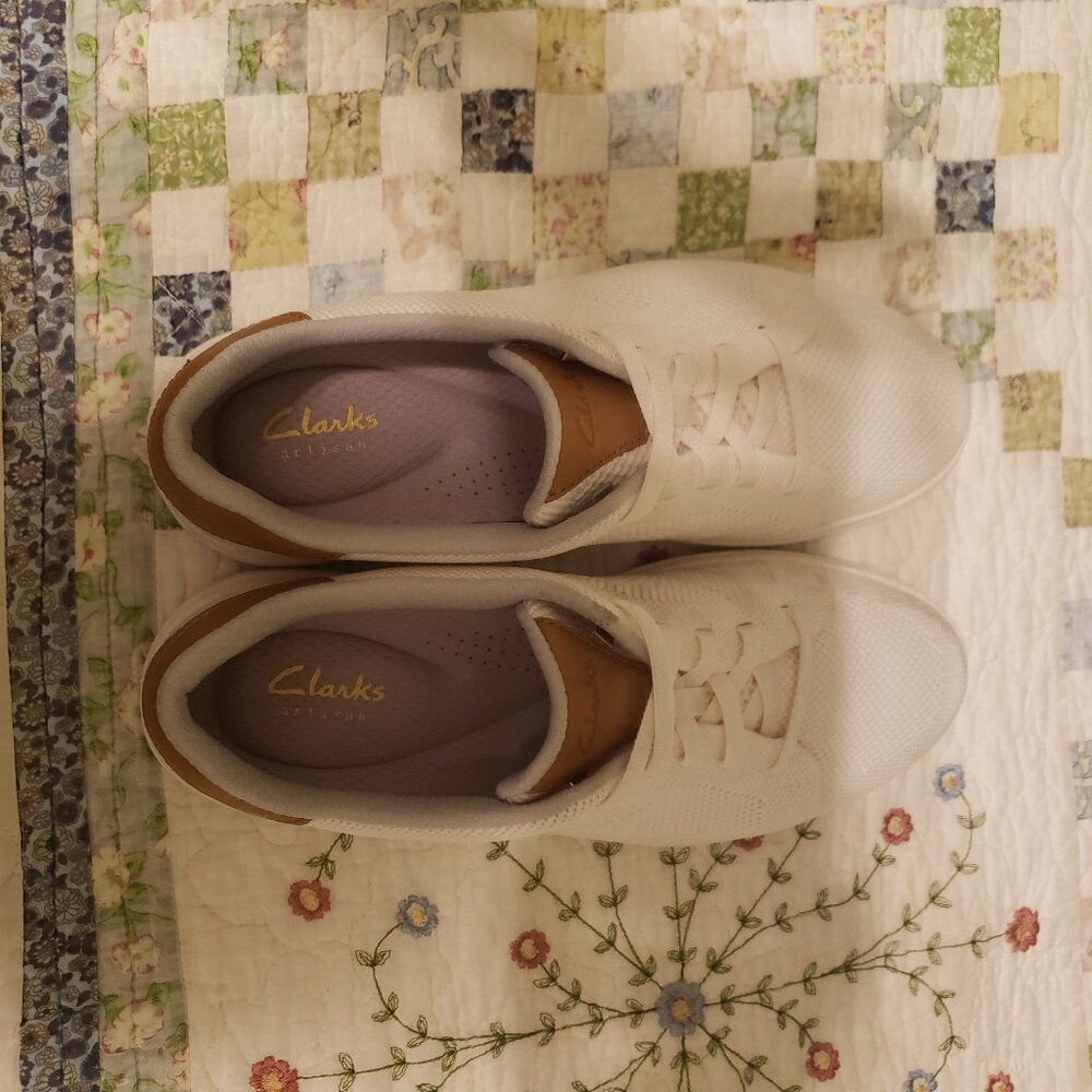 Clarks Women's Nalle White Sneakers Size 7.5